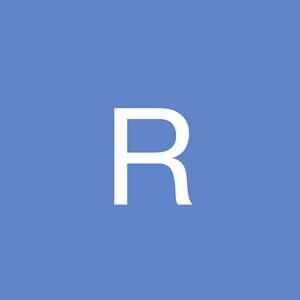 Meet your Posher, Roxie rose